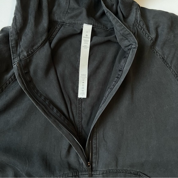 Lululemon City Stroll Hoodie Black 6/S/Small Tencel Pullover Lightweight Jacket - Picture 9 of 15
